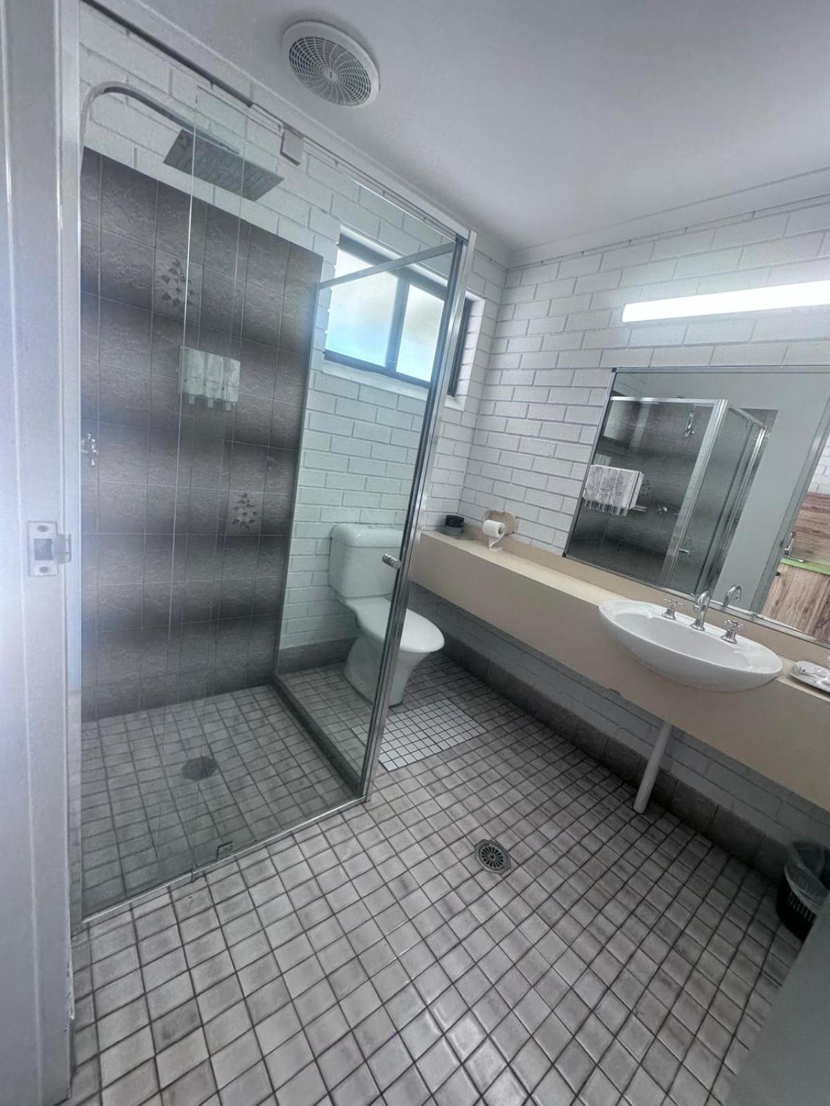 Albury Garden Court Motel Ngoại thất bức ảnh